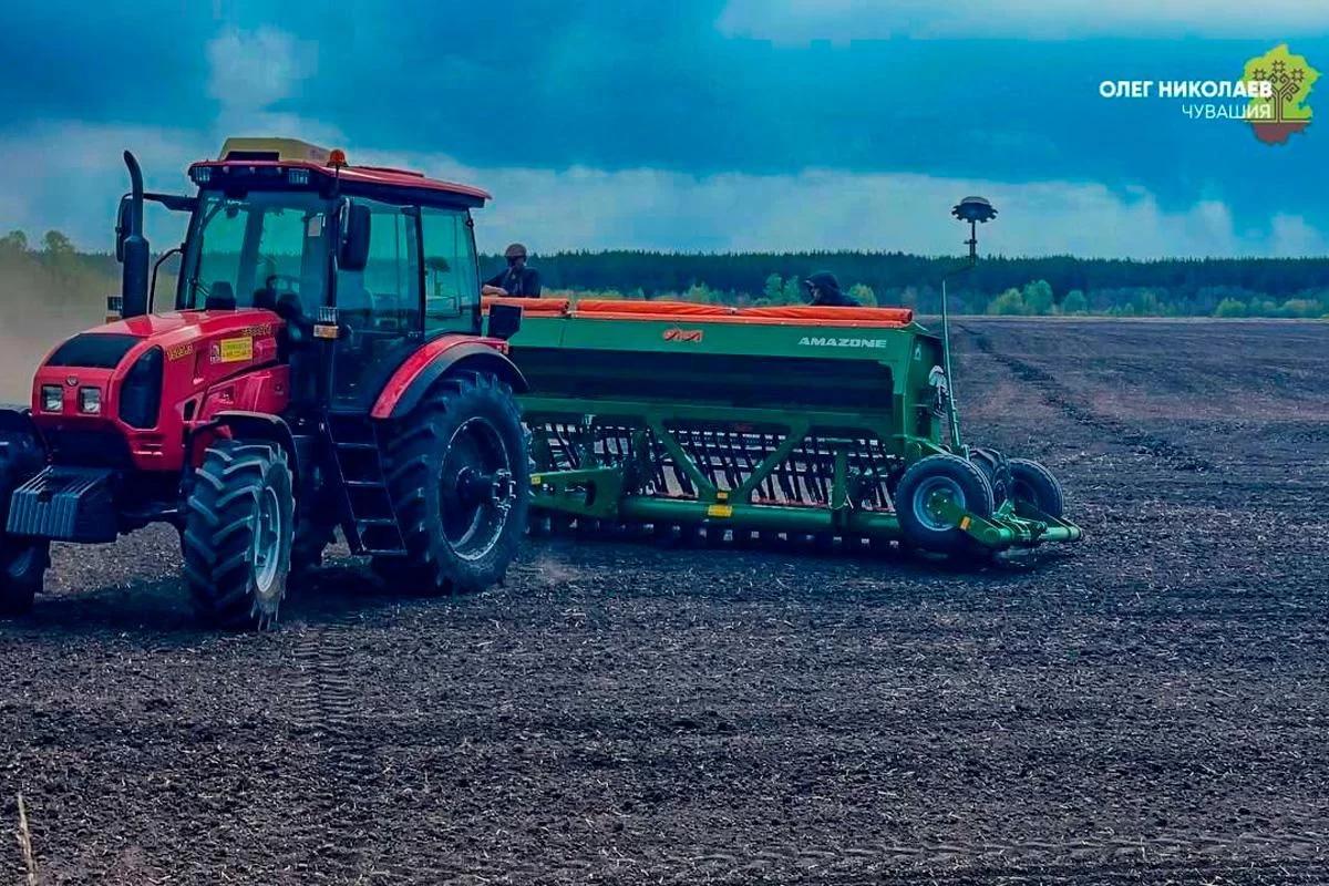 Олег Николаев: При благоприятной погоде техника выйдет в поля Чувашии уже в середине марта