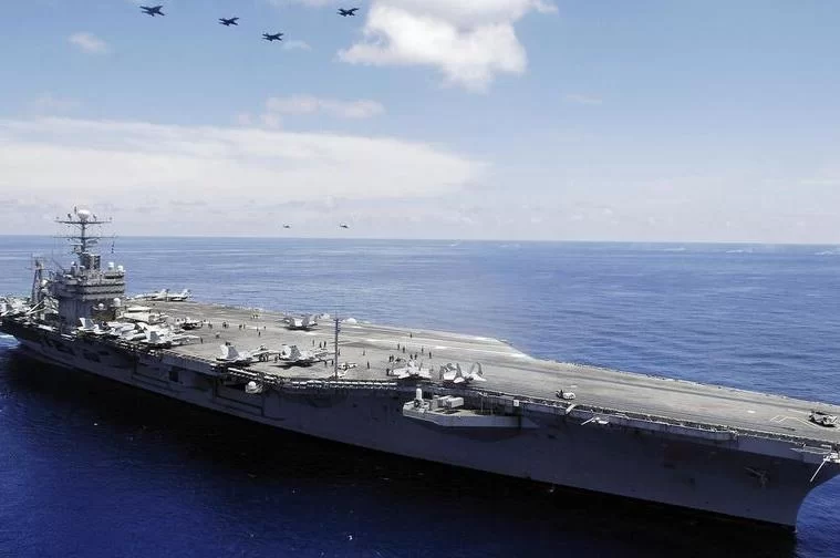 «Полыхающее небо Ирака: Иран заявляет о ракетном ударе по KC-135 и гибели пилотов США, Пентагон в глухой обороне»