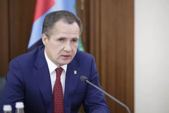 Губернатор Вячеслав Гладков: В рамках государственной программы в Белгородской области за четыре года планируем заменить 1800 лифтов