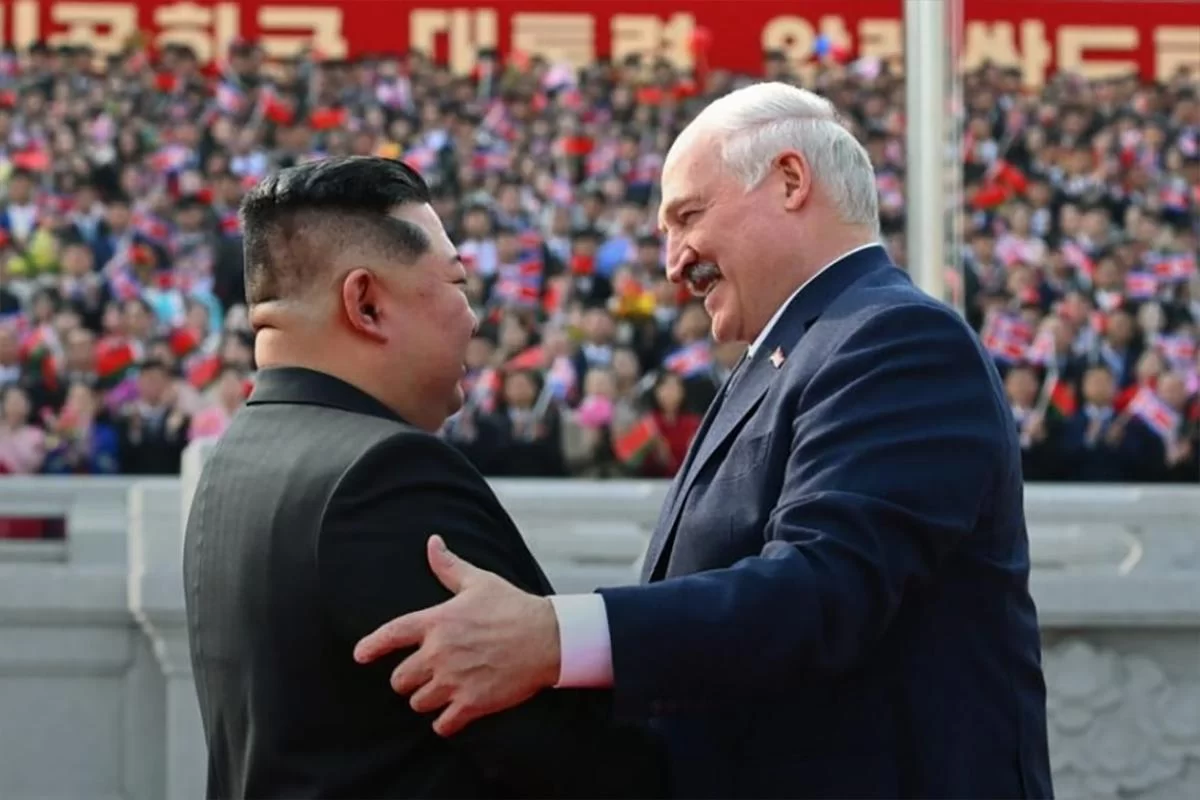 «Нас встречали как друзей»: Лукашенко и Ким Чен Ын провели церемонию в центре Пхеньяна