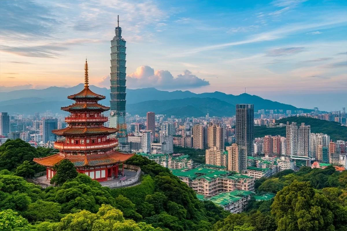 Пекин обвинил Тайбэй в попытке «продать» остров США ради экономического развода с КНР