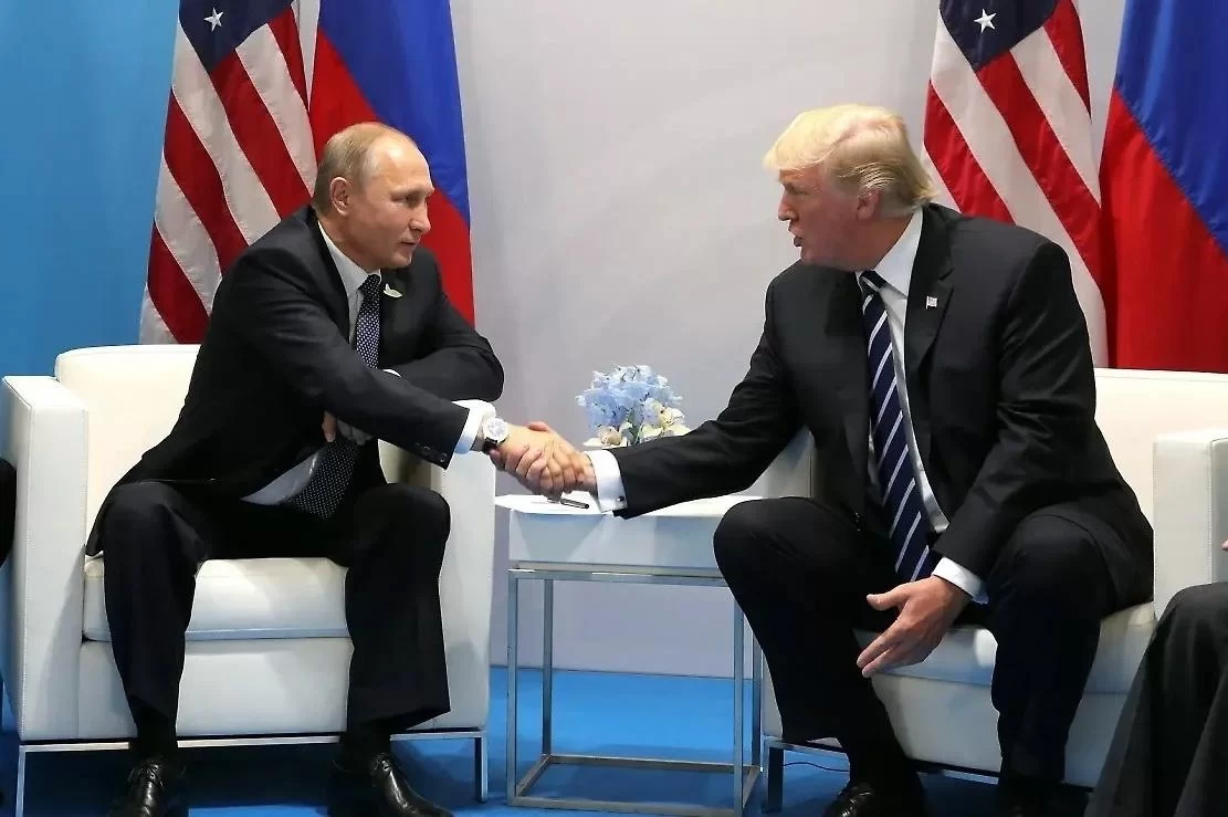 «Лев», «мышь» и «танк»: как Путин и Орбан втихую делили шкуру неубитого Трампа