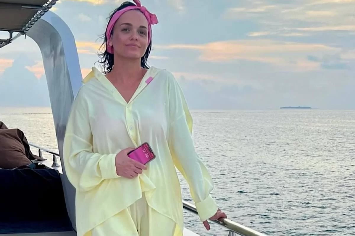 Певицу Славу предложили внести в стоп-лист за аморальное поведение