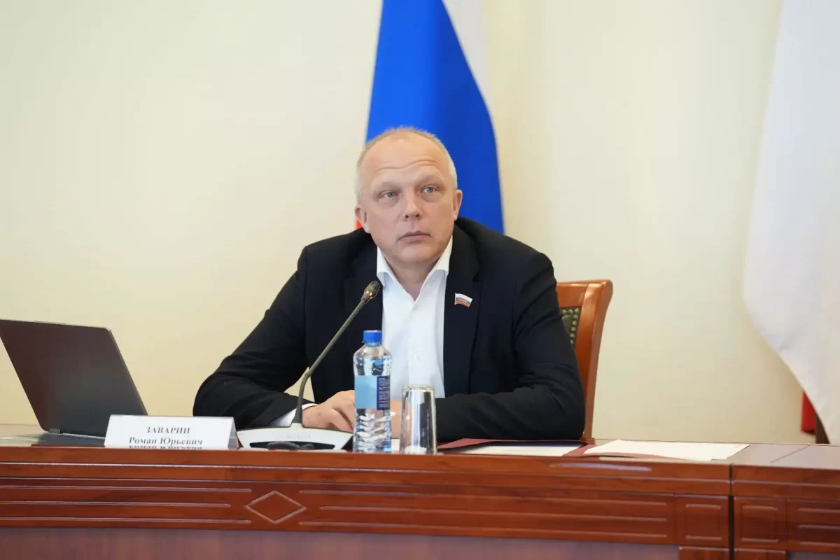 Спикер Заксобрания Роман Заварин: В Вологодской области введут стимулирующие выплаты для студентов-целевиков в сфере соцобслуживания