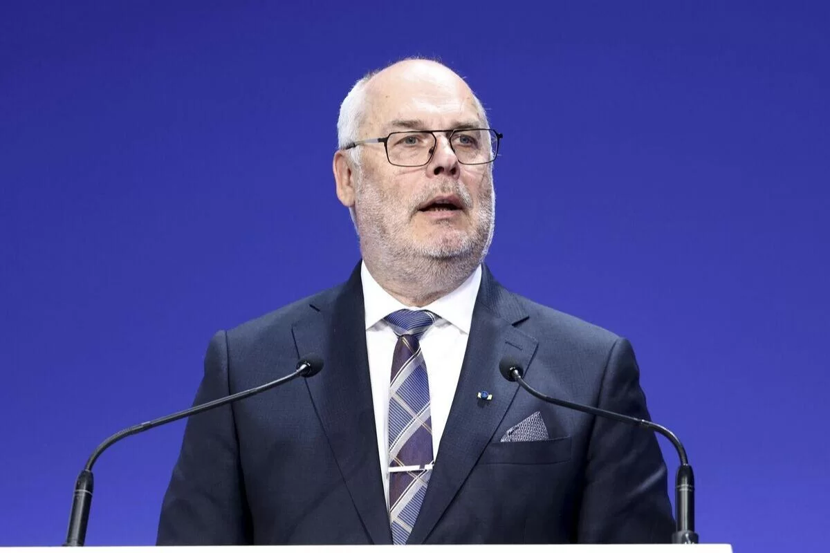 «Ударит по шансам на переизбрание»: в Эстонии сочли призыв Кариса к диалогу с РФ слишком опасным