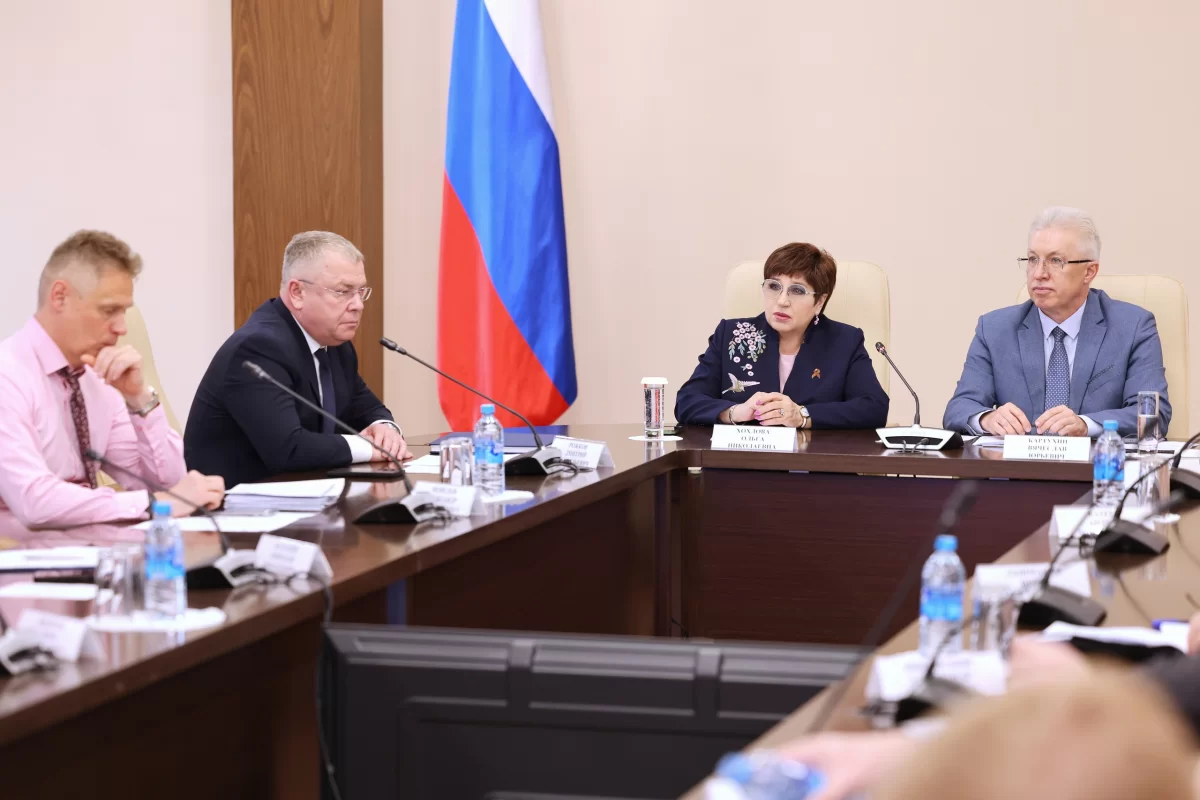 «Мы хотим поблагодарить всех жителей, помогающих бойцам СВО»: Спикер Заксобрания Владимирской области Ольга Хохлова анонсировала учреждение знака отличия для волонтёров спецоперации