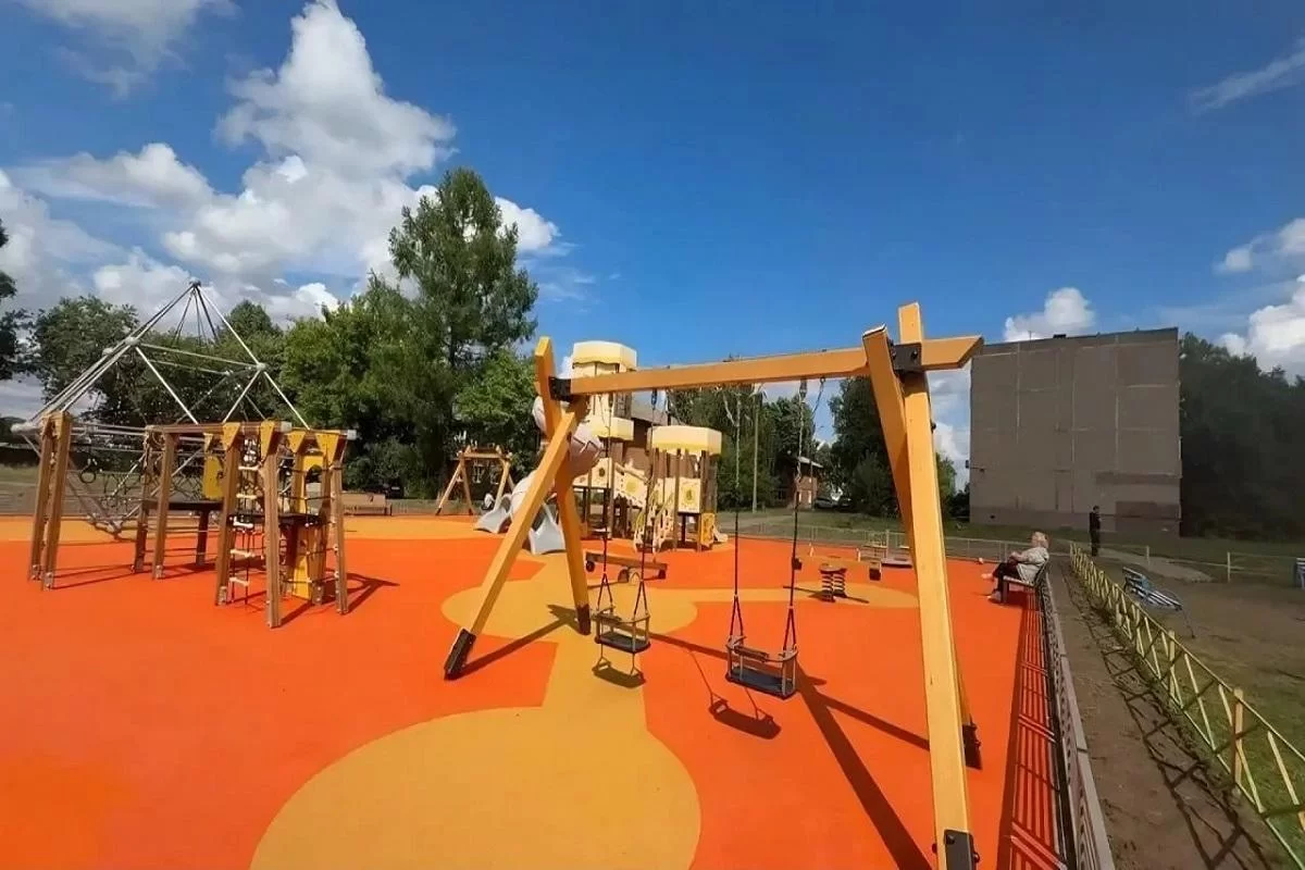 В Городском округе Коломна по программе губернатора открыли два больших детских игровых комплекса