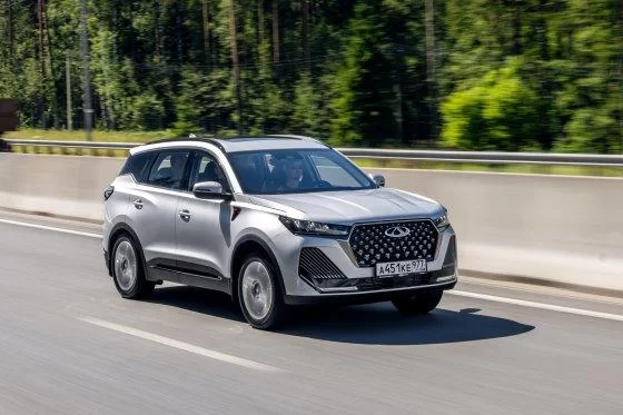 «Владельцы Chery могут остаться без запчастей»: что ждёт автовладельцев после возможного ухода китайского бренда