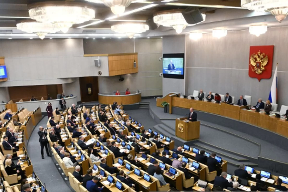 «Кто ты, народный избранник?»: нужны ли в России «профессиональные» депутаты?