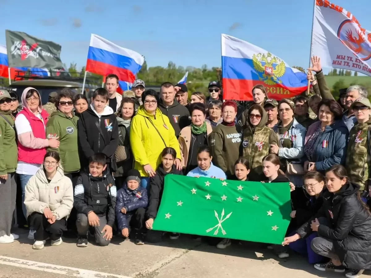 «ОНФ стал эффективным механизмом связи с гражданами»: Глава Адыгеи Мурат Кумпилов поздравил активистов Народного фронта с 15-летним юбилеем организации