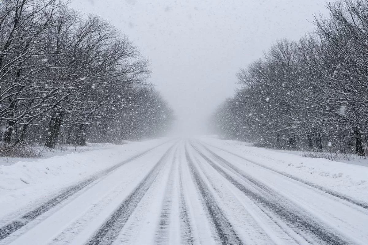 После закрытия зимника жителей самарского села Рождествено будут перевозить суда на воздушной подушке