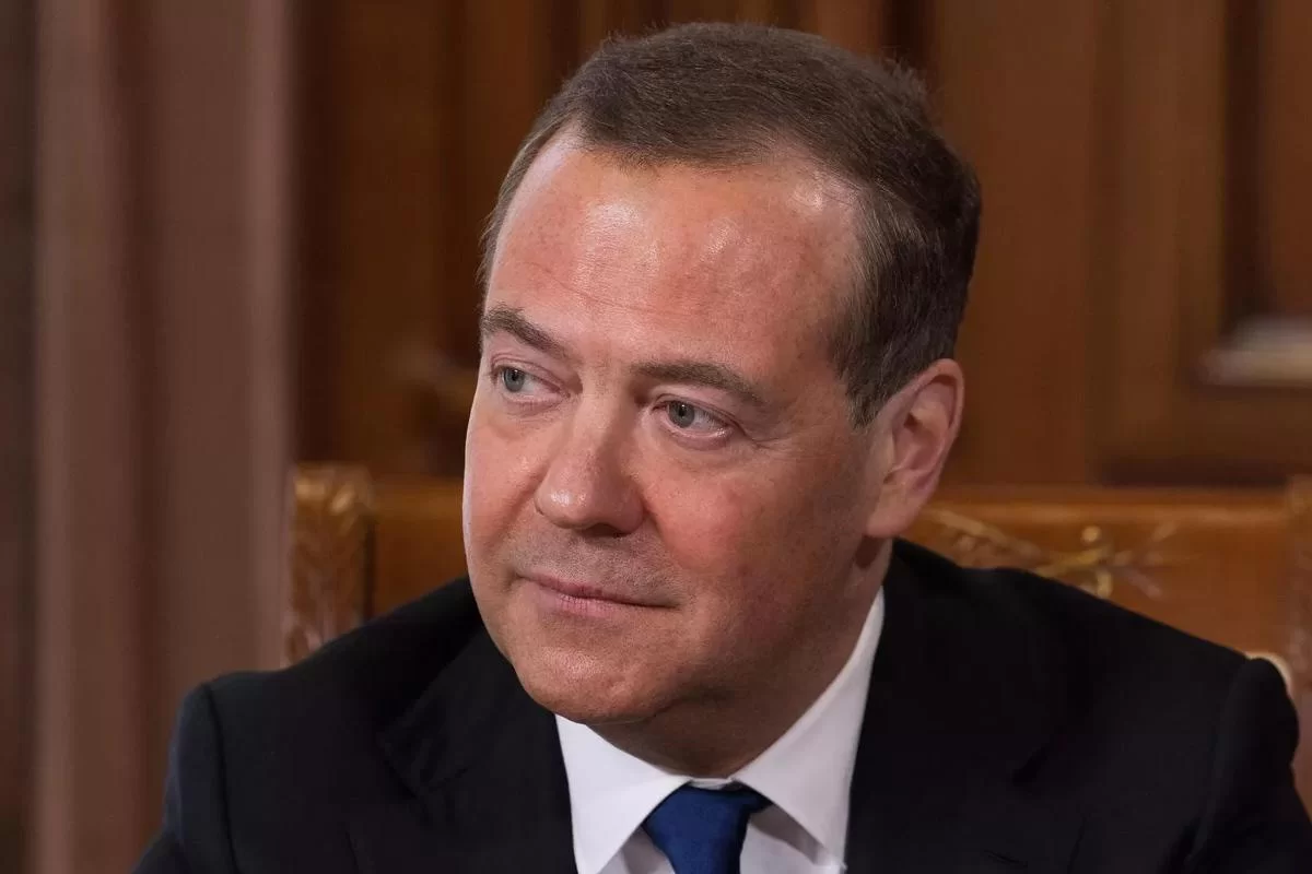 Медведев пожелал Европе «спокойной ночи» после публикации списка заводов-целей