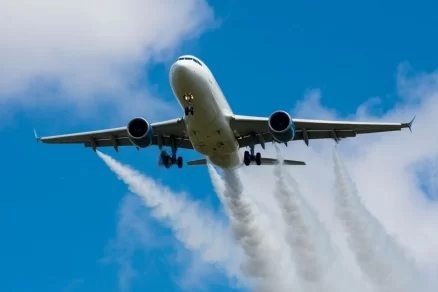 «Уральские авиалинии» опровергли сообщения о самолете-призраке из Стамбула