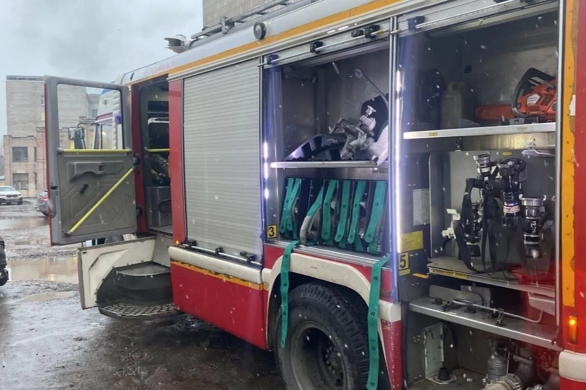 В Петербурге загорелся ресторан в торговом центре