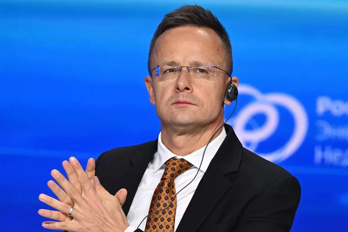 Будапешт раскрыл детали скандальной перевозки денег с Украины