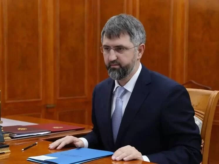 Новый руководитель секретариата: Абулмуслим Ханипов назначен главой аппарата премьера Дагестана