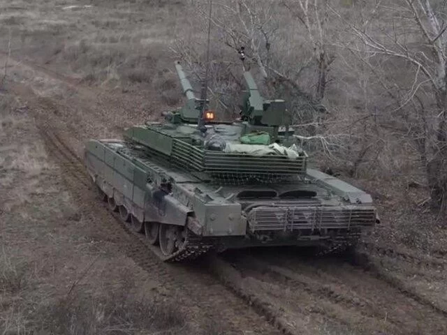 «Миллиарды против пуль»: почему осуждённый полковник Захарченко не может уйти на СВО, хотя очень хочет