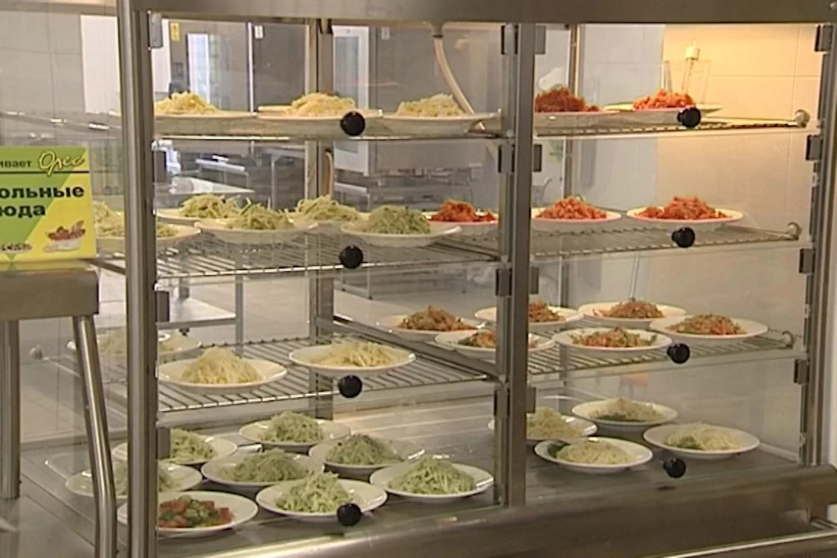 Свердловский Роспотребнадзор проинформировал о нарушениях в школьных столовых в 2025 году