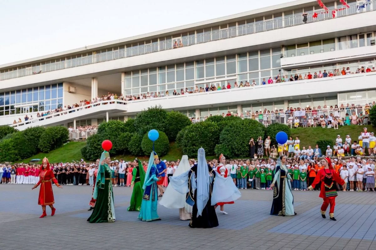 Юрий Бурлачко: Краснодарский край всецело поддерживает проведение шестого этапа Программы по модернизации инфраструктуры детского отдыха и оздоровления