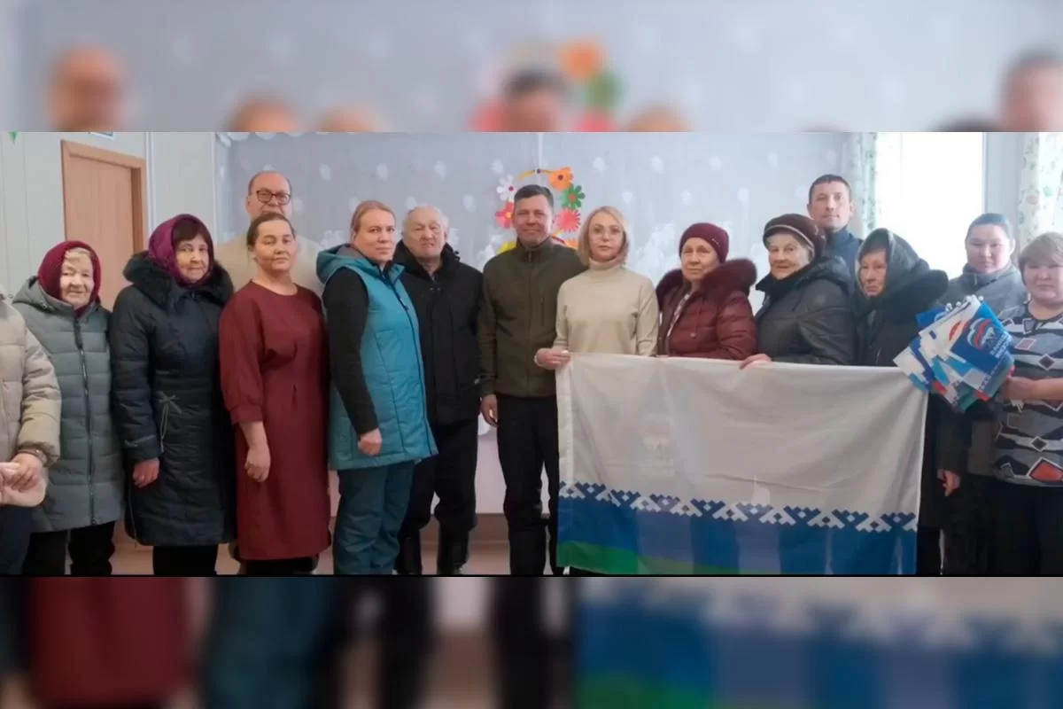 Губернатор Ирина Гехт посетила населённые пункты западной части НАО и обсудила поддержку семей участников СВО с местными жителями