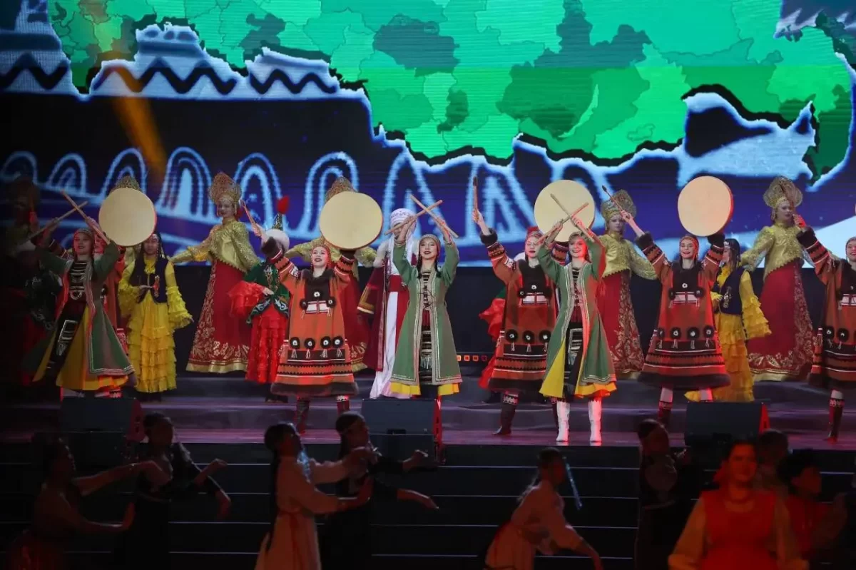 «В Сахалинской области проживают более 4 тысяч представителей коренных этносов»: Губернатор Валерий Лимаренко поздравил жителей с первым Днём коренных малочисленных народов России