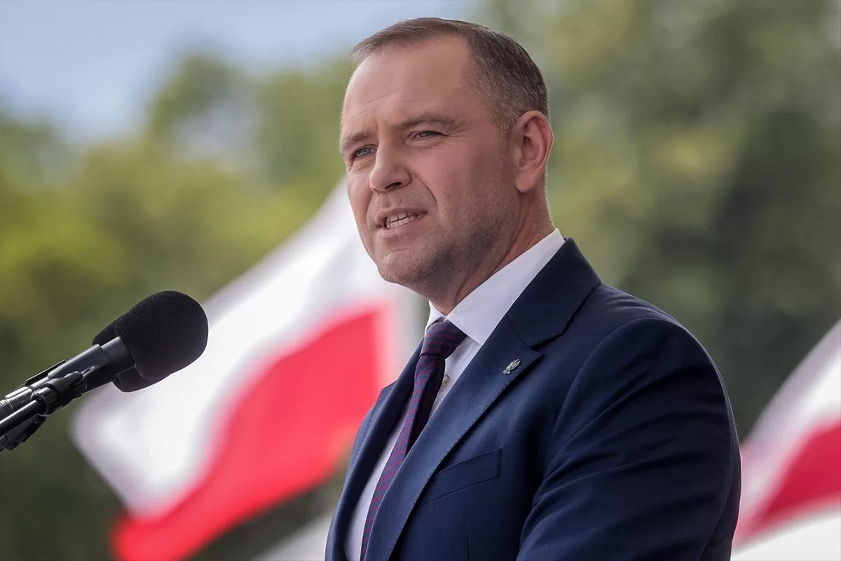 Министр обороны Польши уличил президента во лжи: Навроцкий знал о поставках Patriot на Украину, несмотря на отрицание