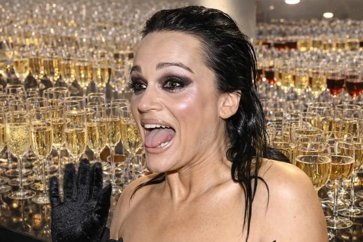 Нервный срыв на сцене: Слава потеряла контроль в Смоленске. Врачи поставили страшный диагноз