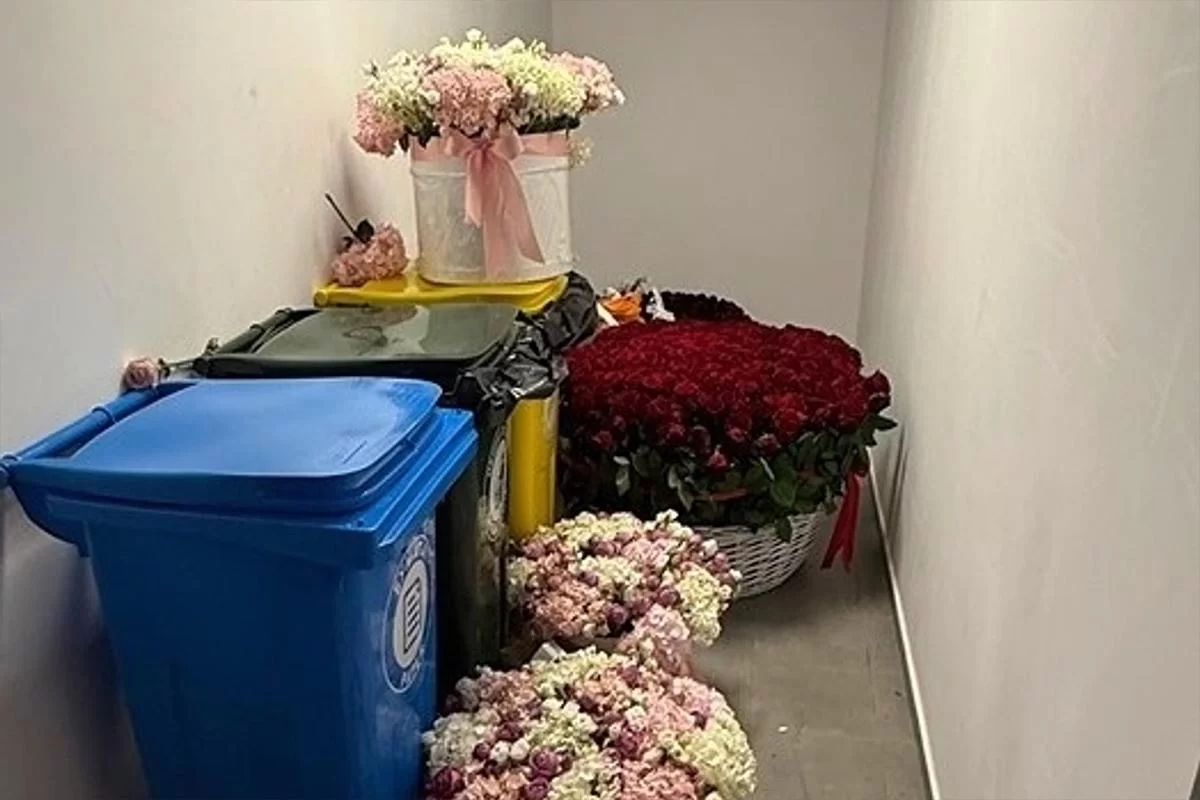 «Можете купить все цветы мира»: Анна Седокова выбросила в мусор роскошные букеты и озвучила жесткие условия для мужчин