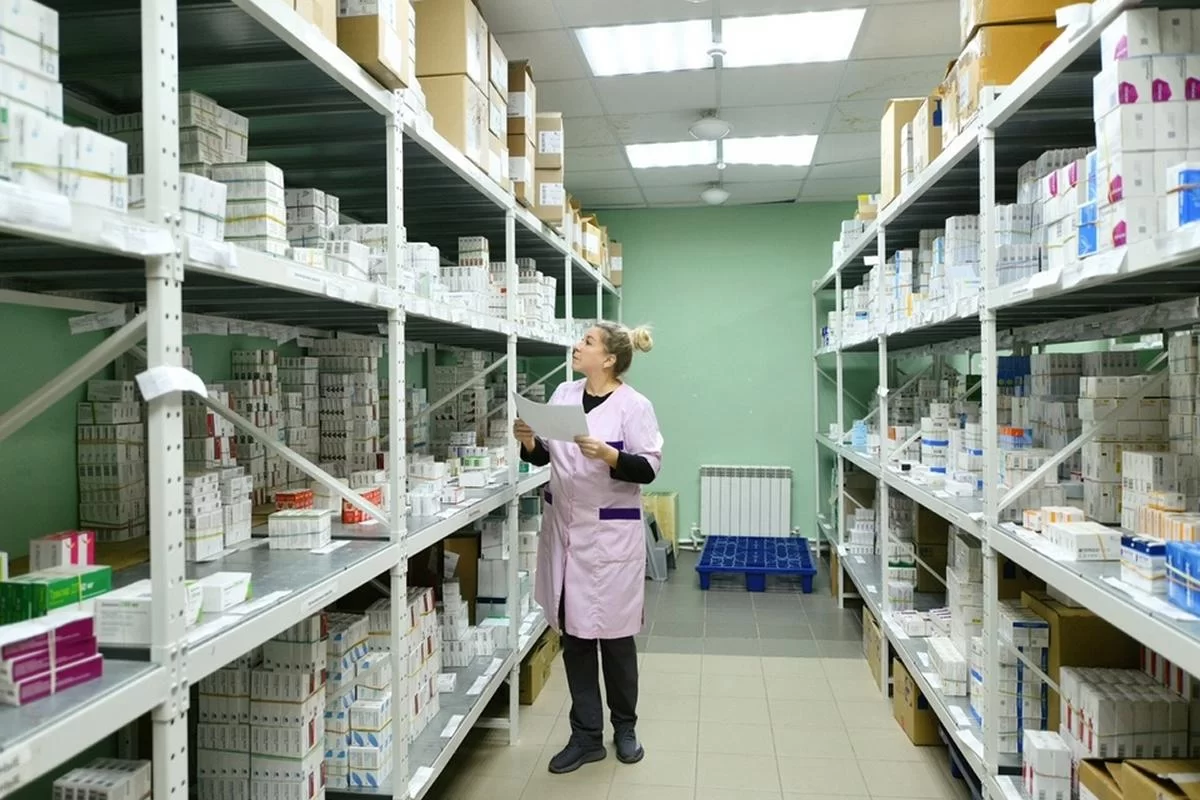 Владимир Путин поручил выделить субсидии Смоленской области на закупку препаратов