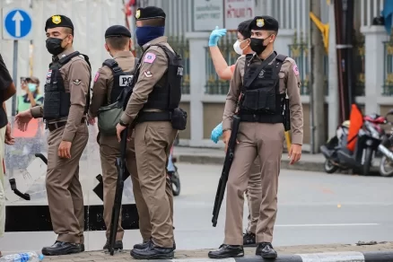 Трое россиян задержаны в Тайланде за торговлю галлюциногенными грибами