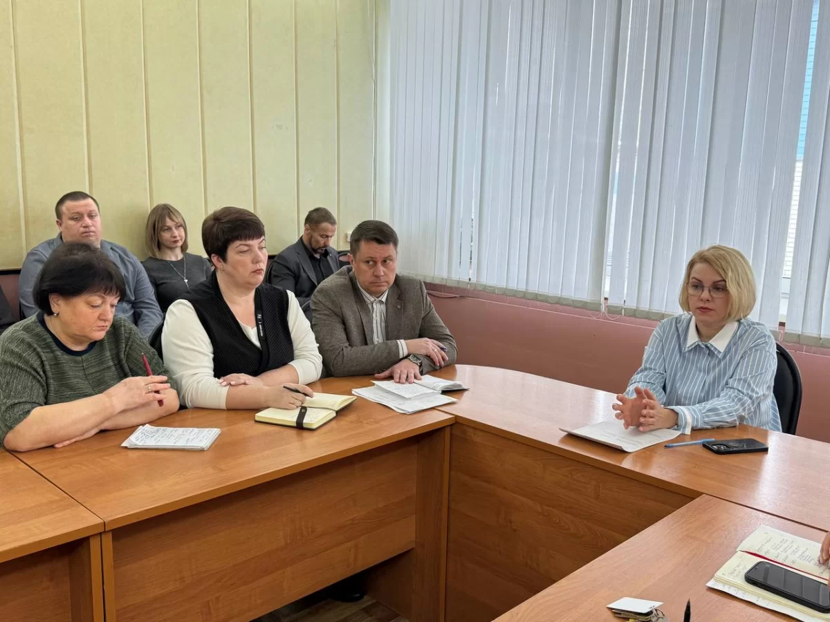 Глава Рассказово Вера Соколова провела совещание по подготовке к паводковому периоду и дорожному ремонту в этом сезоне