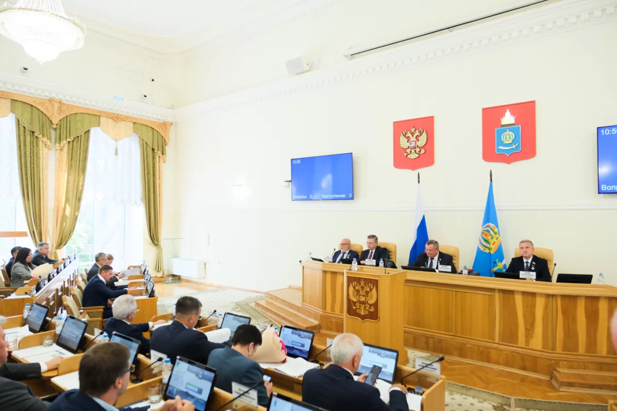 Депутаты Думы Астраханской области утвердили новое Положение об Общественном молодежном парламенте