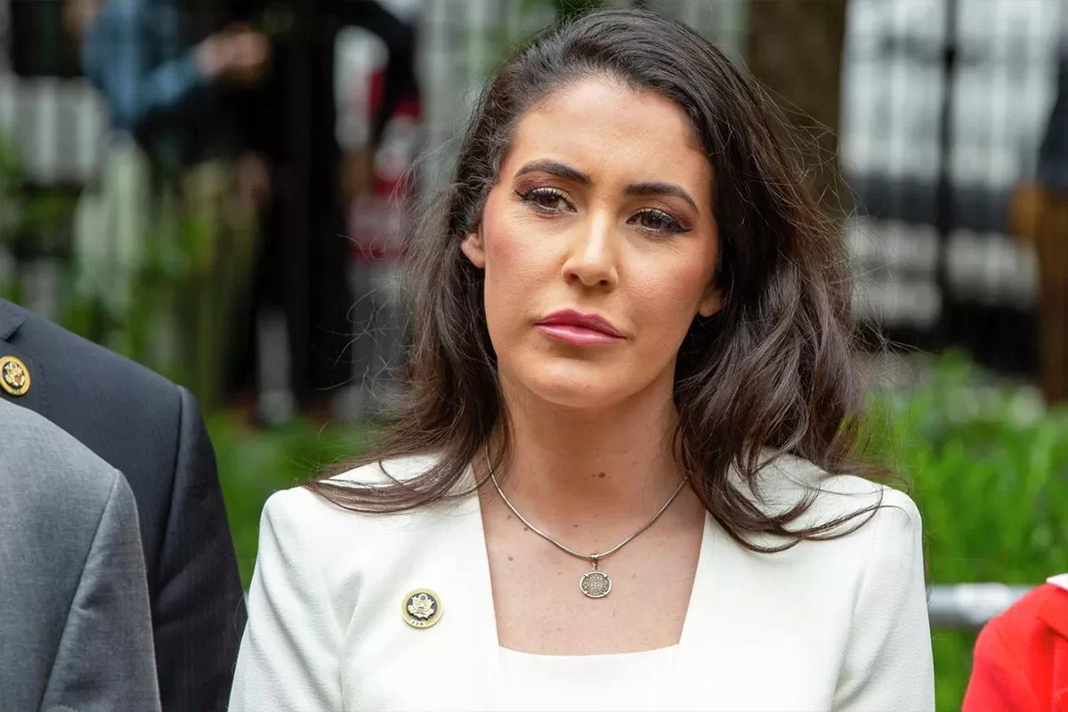 «Советую заняться своей работой»: конгрессвумен США поставила на место критиков диалога с Россией