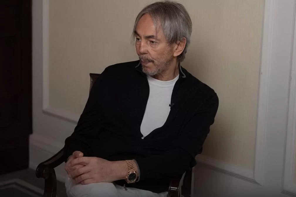 «Его заставили замолчать»: рыдающая дочь Джабраилова назвала убийц отца и показала переписку с подельницей Эпштейна