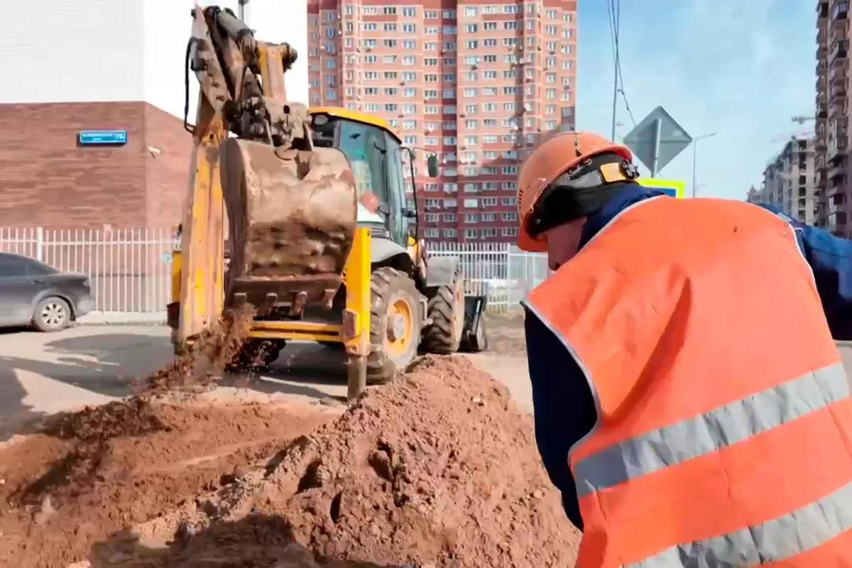 В Котельниках продолжается строительство участка улицы Кузьминской от 2-го Покровского проезда до Дзержинского шоссе