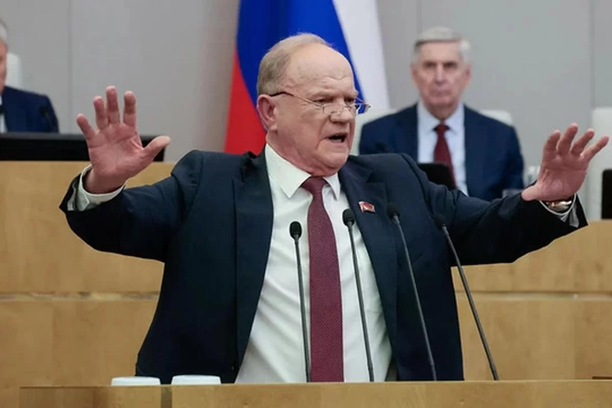 «Пчелы против меда»: Зюганов запугал Думу революцией, а сам за неё не болеет