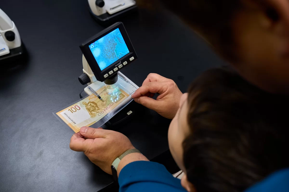 Годовая инфляция в декабре продолжила замедляться