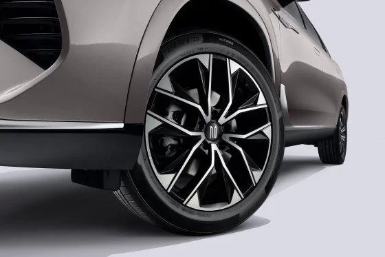 «Москвич» замахнулся на классику: вслед за кроссоверами М-линейку может пополнить седан для атакующих с тыла