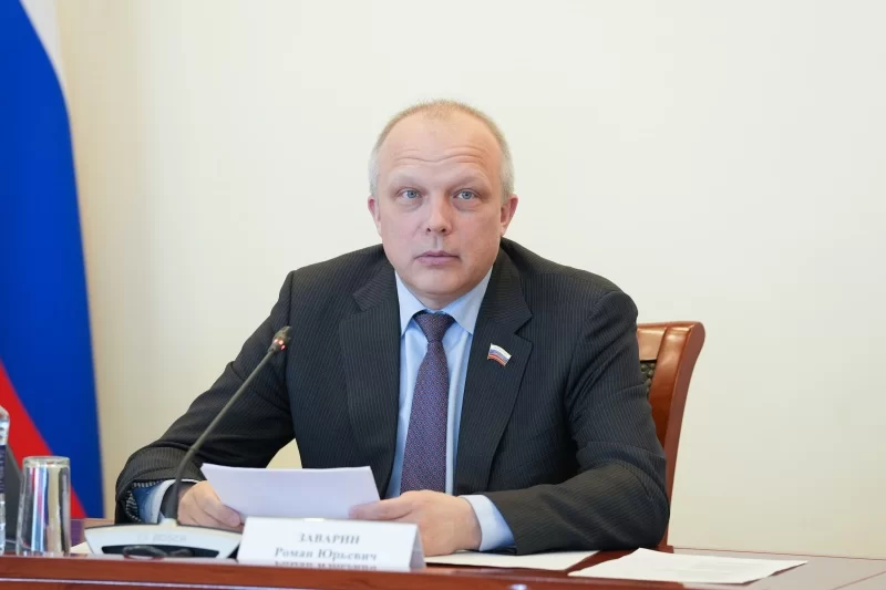 Вандализму – стоп: спикер Заксобрания Вологодской области Роман Заварин рассказал о законопроекте, запрещающем продажу баллончиков с краской подросткам