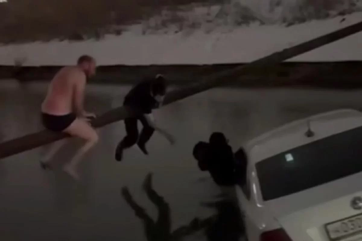 «Не мог поступить иначе»: история спасения семьи из тонущего автомобиля в Махачкале