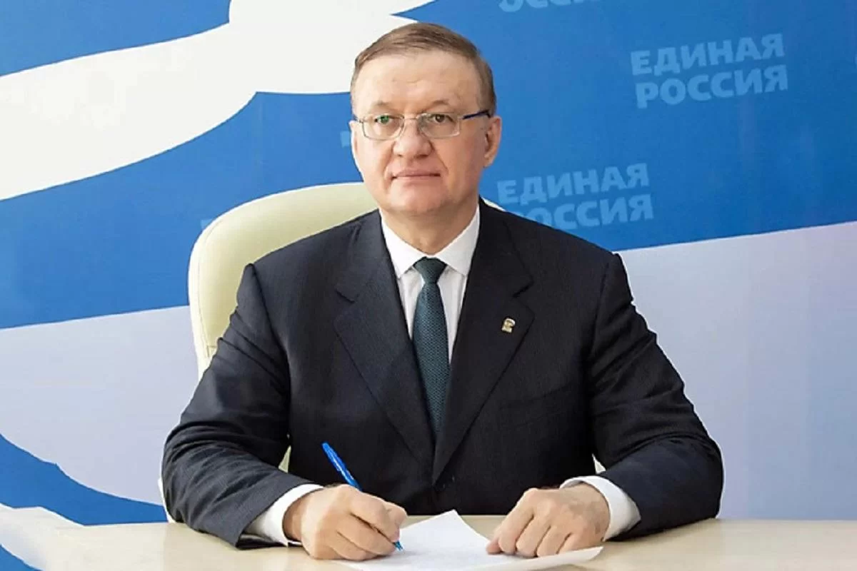 Кто представит Новосибирск в Госдуме? Дмитрий Савельев подал документы на праймериз