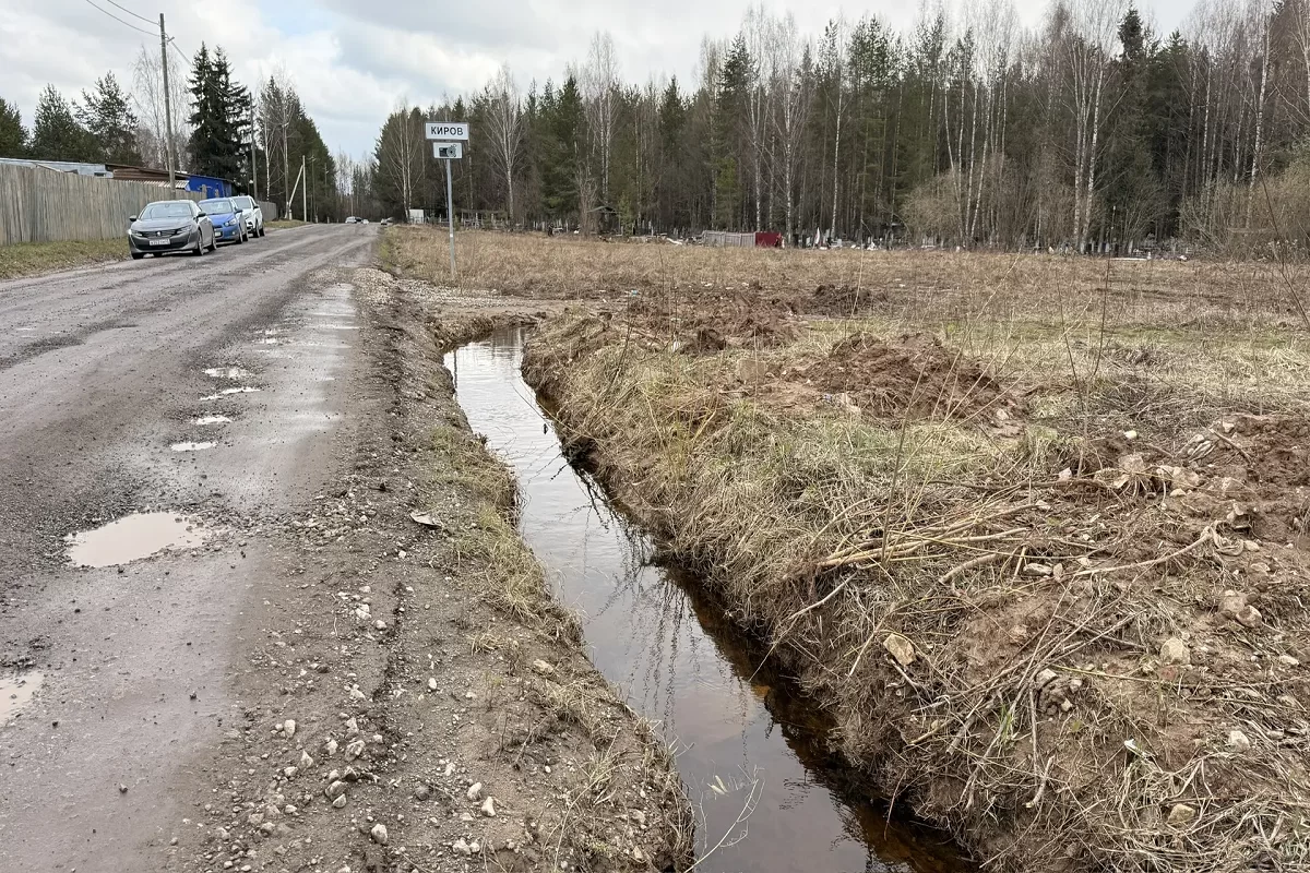В Кирове прорыли более двухсот канав для осушения Ново-Макарьевского кладбища