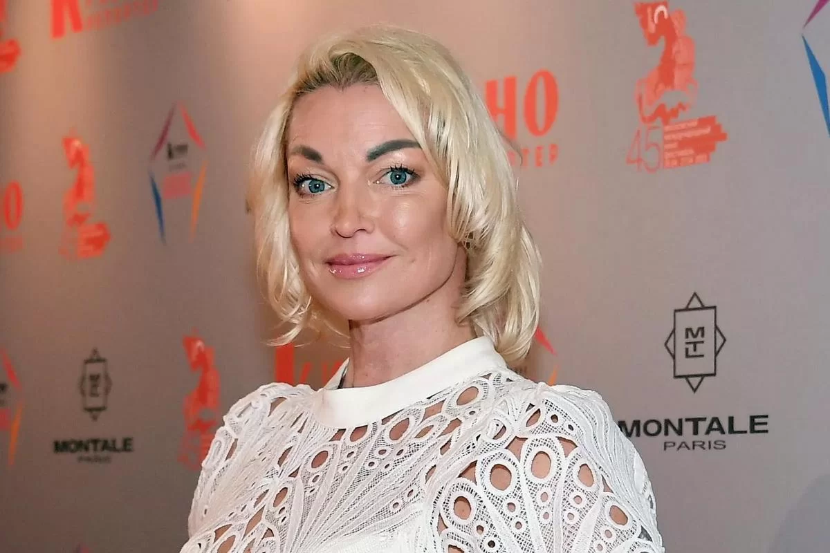 «Кранты» и 30 тысяч евро за операцию: Волочкова рассказала правду о клинике в Германии