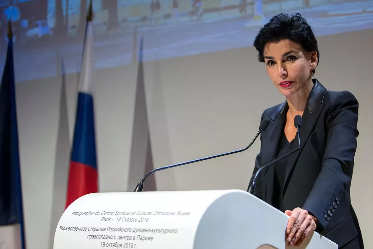 Дати ушла в отставку ради битвы за мэрию, несмотря на коррупционные скандалы