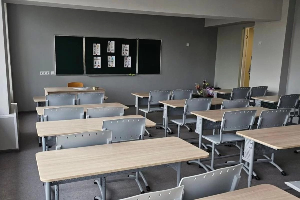 Труп учительницы нашли в школе Екатеринбурга, тело обнаружил охранник