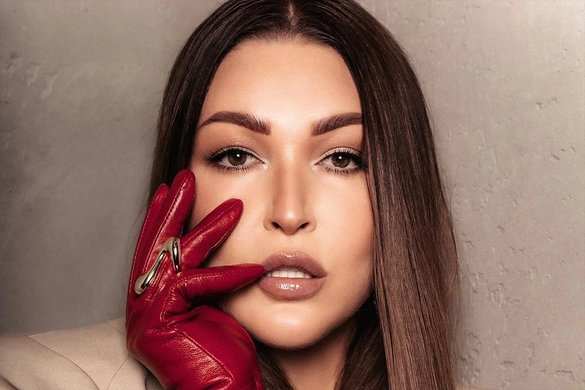 «Проходной двор»: из особняка Ирины Дубцовой вынесли половину вещей на десятки миллионов