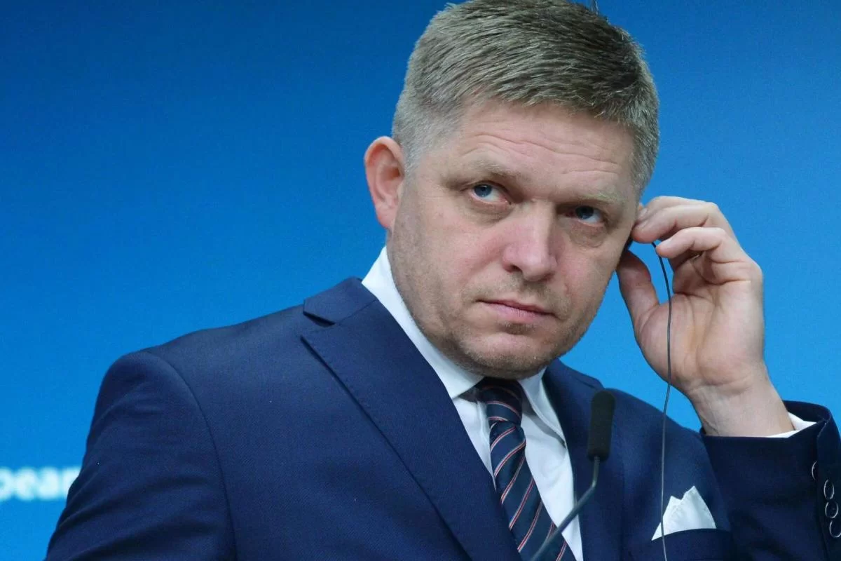 Словакия vs Кремль: почему Фицо слил парад, но не встречу