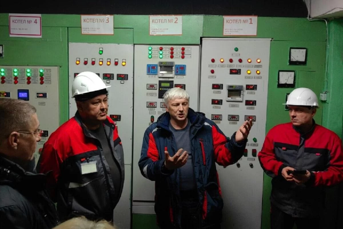 В Ягодном начали капитальный ремонт парового котла центральной котельной