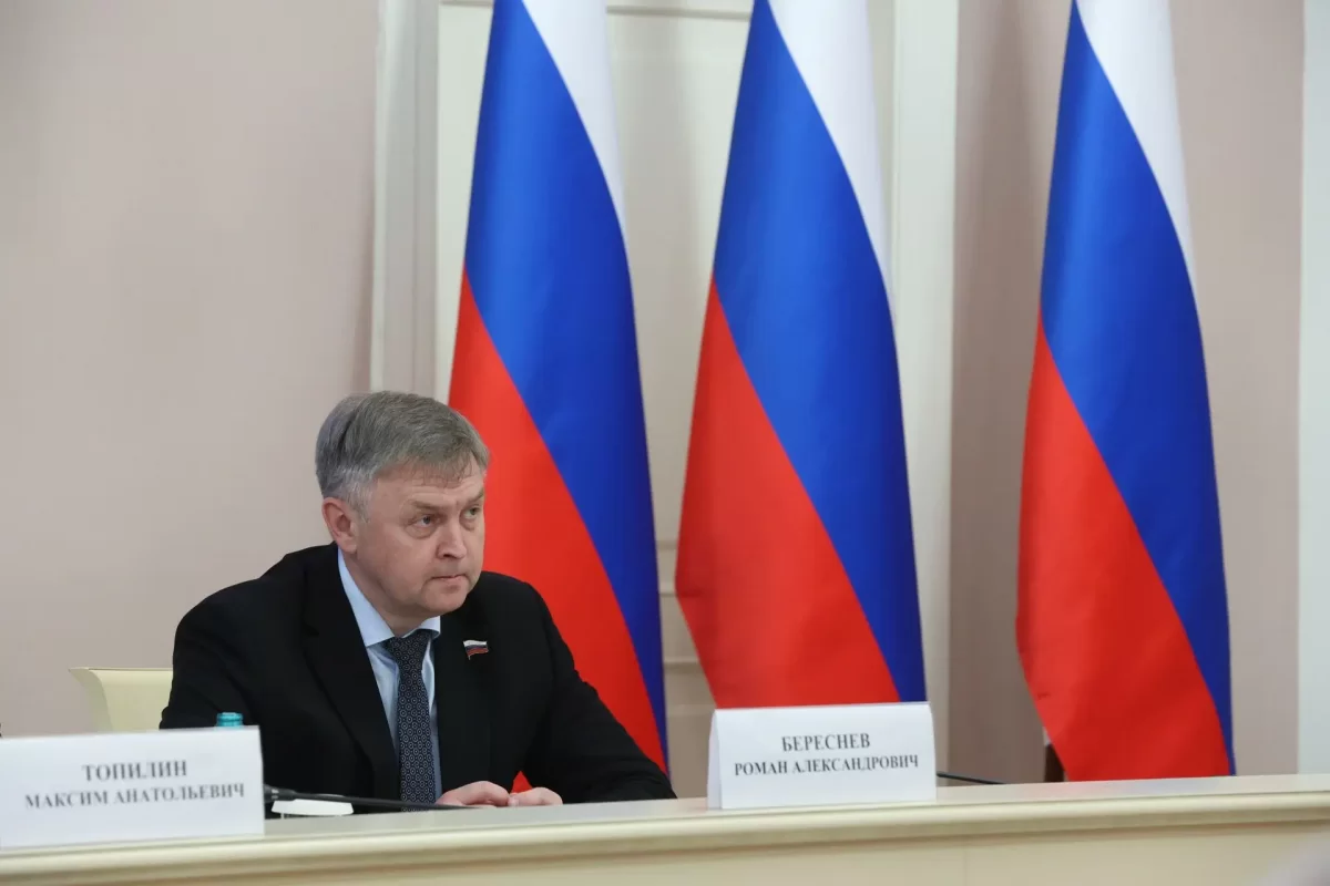 Спикер Заксобрания Кировской области Роман Береснев на Совете законодателей РФ в Санкт-Петербурге предложил ужесточить меры против нелегальной торговли алкоголем