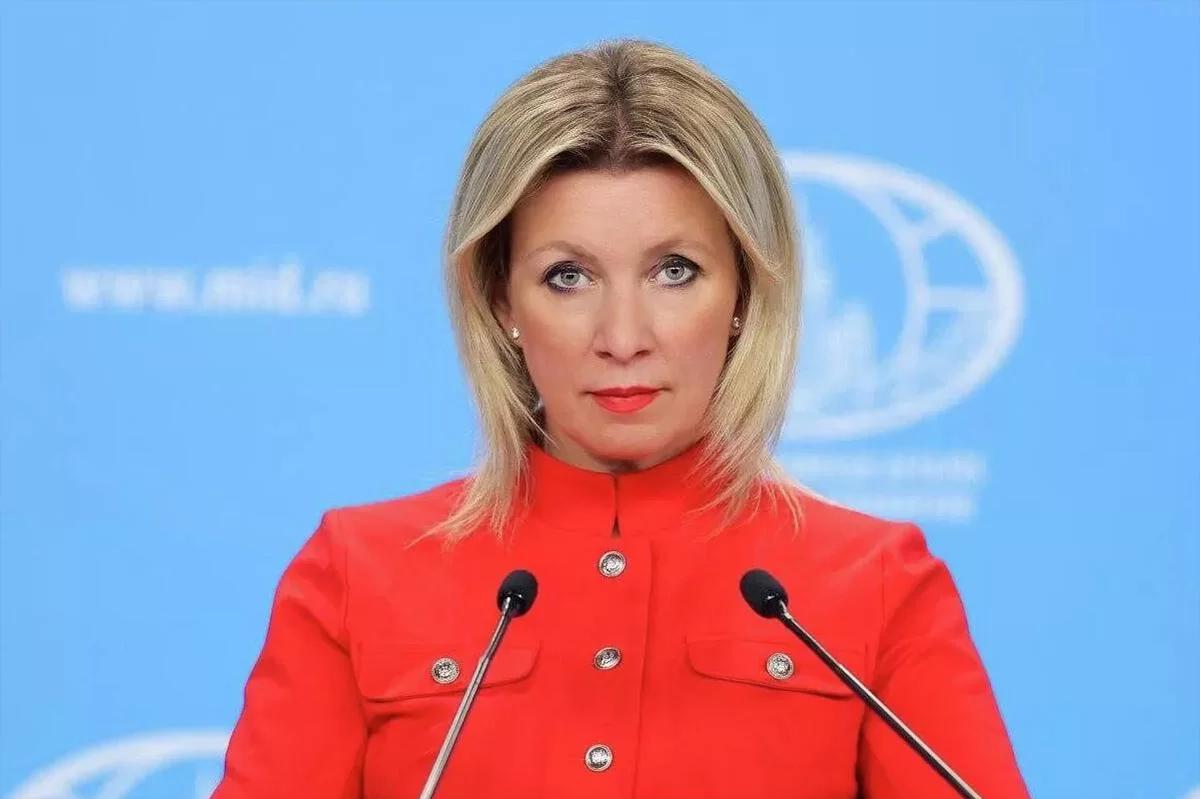 Бацилла в пандемию: Захарова призвала остановить всемирное шествие фашизма